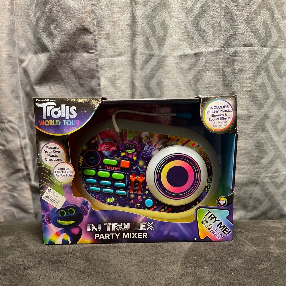 Trolls 2 World Tour Dj Trollex Party Mixer (New)